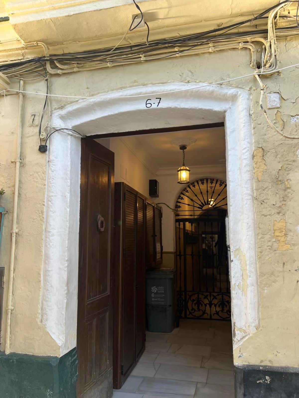 Appartamento The Traveller's house El Bastinazo con Terraza Privada Cadice Esterno foto